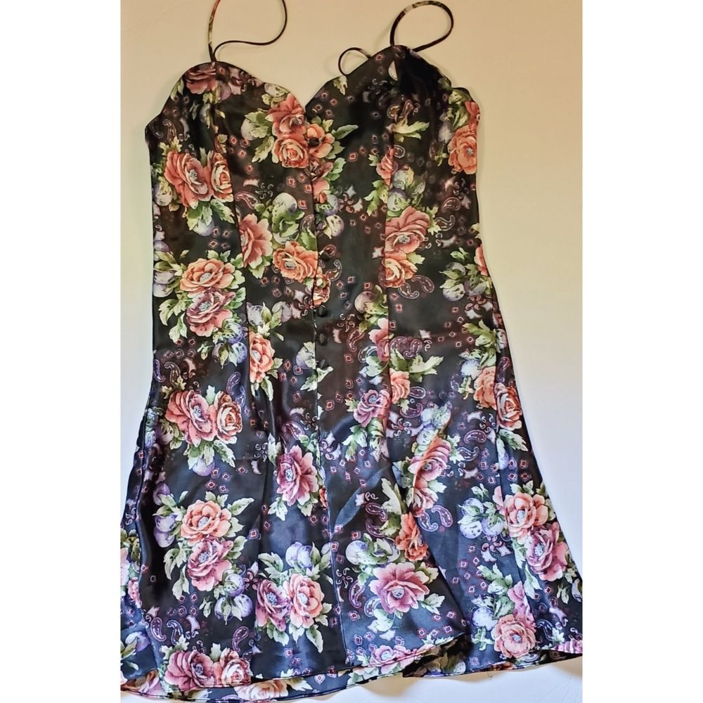 Vintage Victoria's Secret Chemise Size Petite